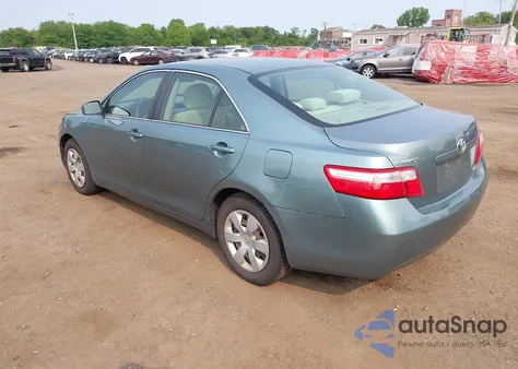 2007 Toyota Camry Le z USA, uszkodzony, nr VIN 4T1BE46K37U608393